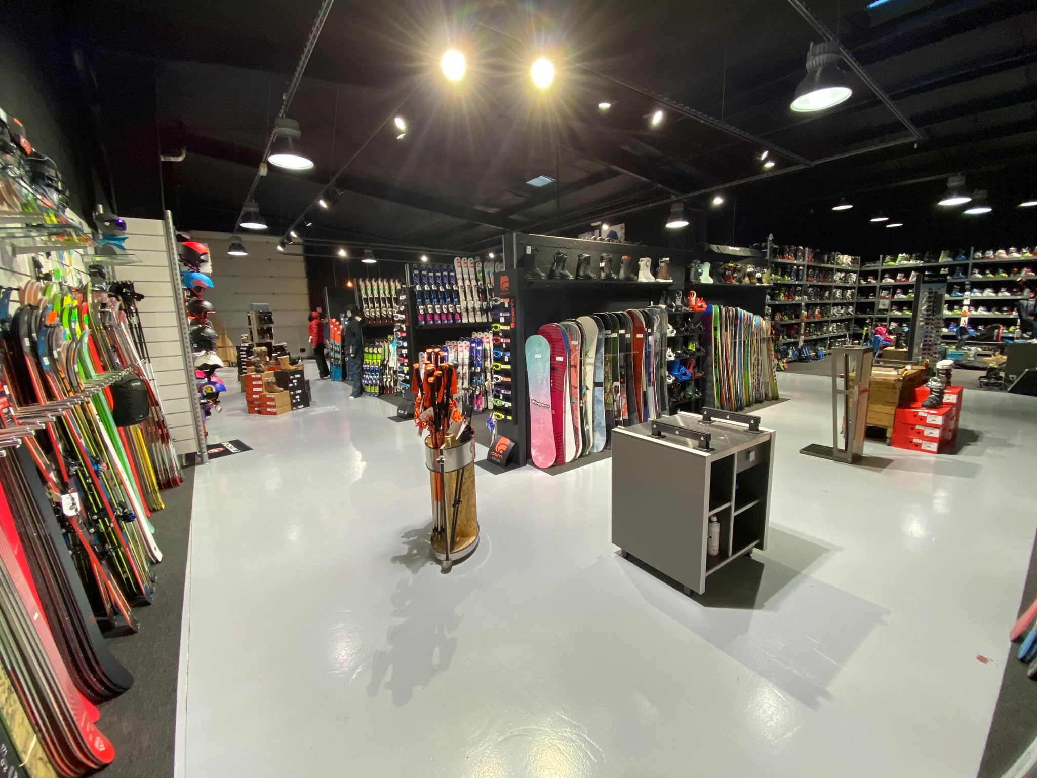 Magasin chaussure comboire deals